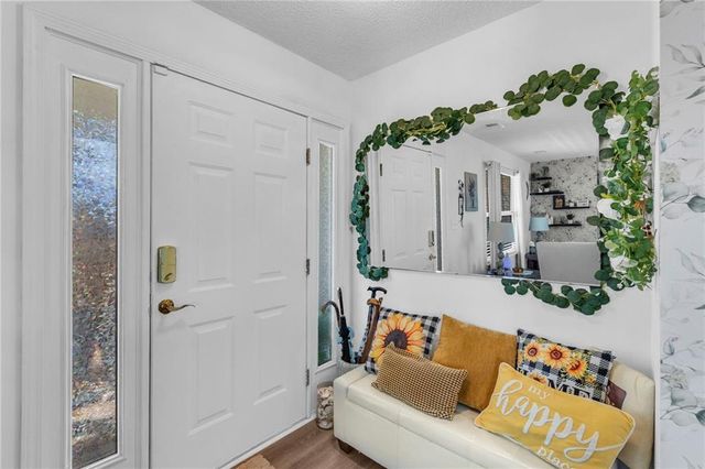 19624 E 7th Street Court N, Independence, MO 64056