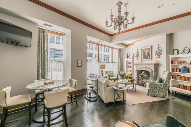 411 W 7th Street 203, Fort Worth, TX 76102