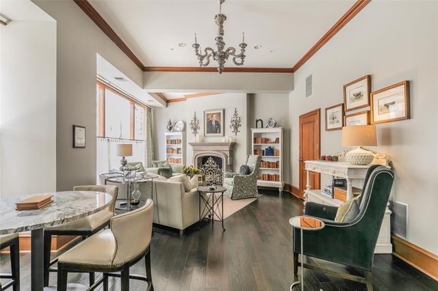 411 W 7th Street 203, Fort Worth, TX 76102