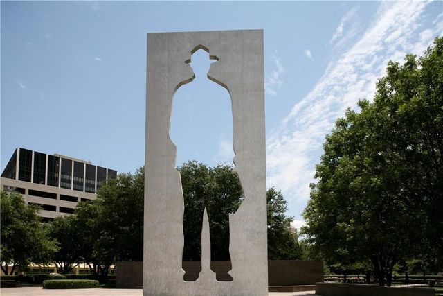 411 W 7th Street 203, Fort Worth, TX 76102