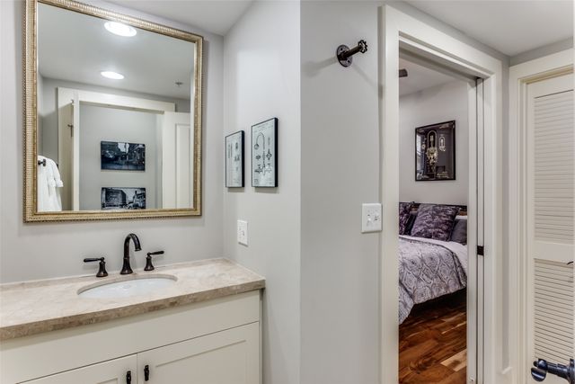 411 W 7th Street 203, Fort Worth, TX 76102