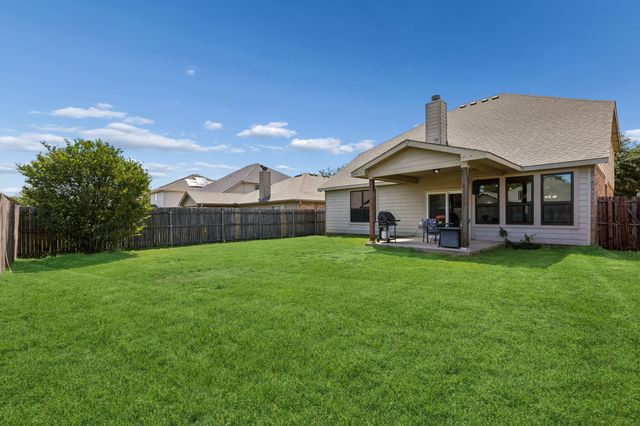 1441 Amazon Drive, Fort Worth, TX 76247