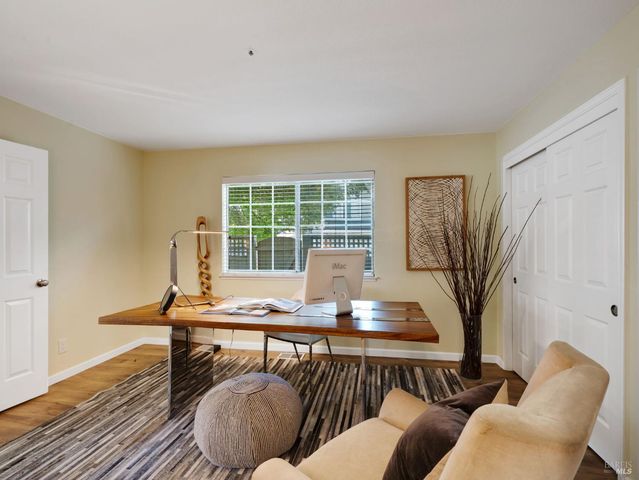 125 Valley Club Cir, Napa, CA 94558