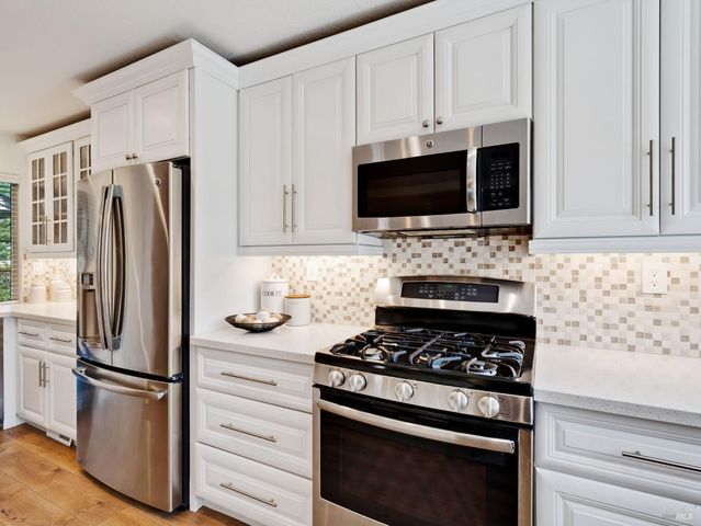 125 Valley Club Cir, Napa, CA 94558