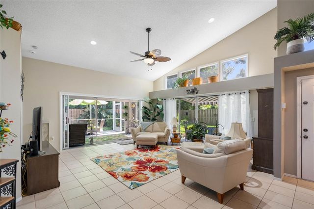 7815 GENEVA LANE, Sarasota, FL 34243