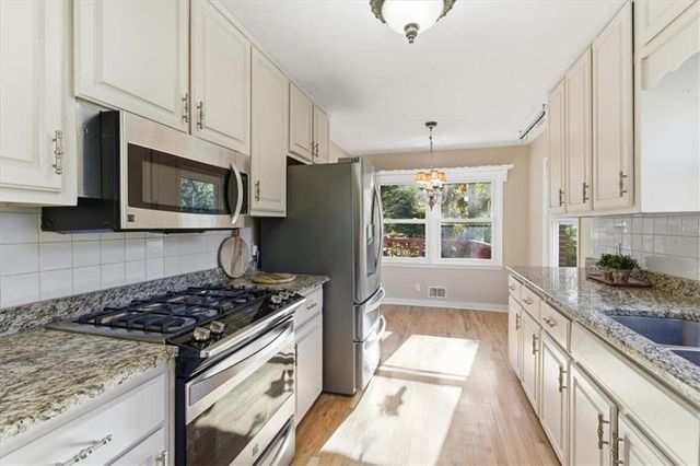 621 Windgrove SE Road, Marietta, GA 30067