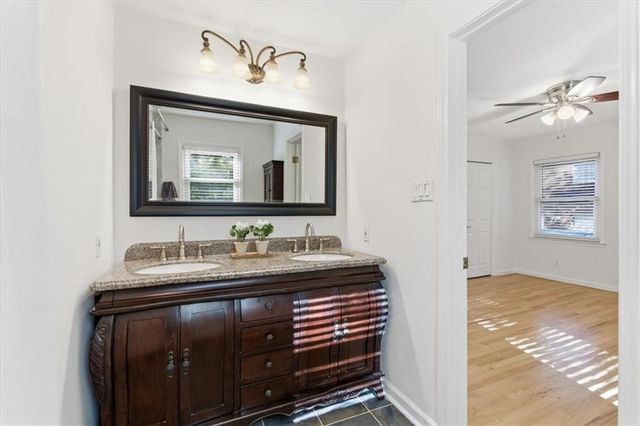 621 Windgrove SE Road, Marietta, GA 30067