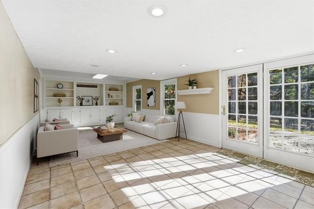 621 Windgrove SE Road, Marietta, GA 30067