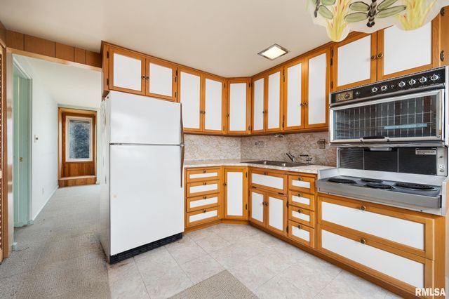 138 N MAPLE Avenue, Morton, IL 61550