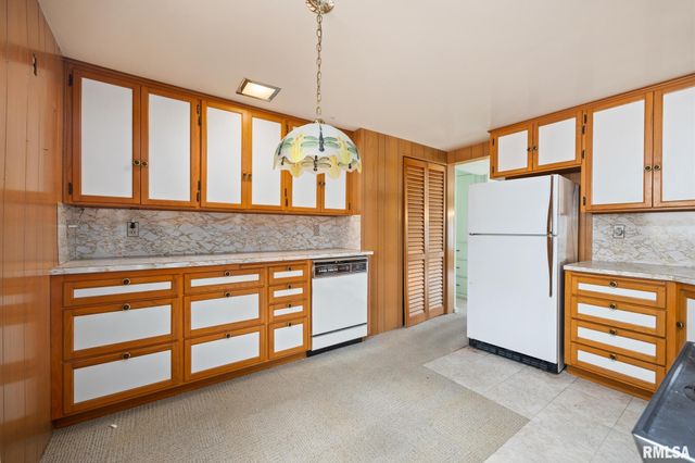 138 N MAPLE Avenue, Morton, IL 61550