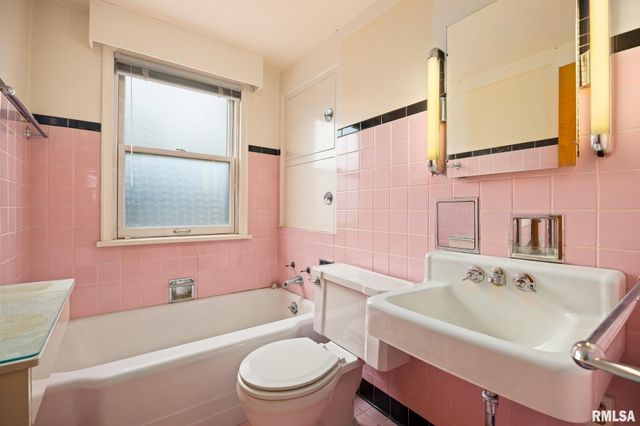 138 N MAPLE Avenue, Morton, IL 61550