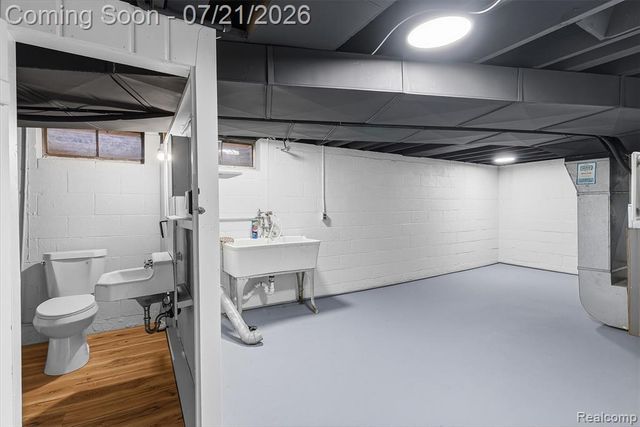 1815 E 2nd Street, Flint, MI 48503