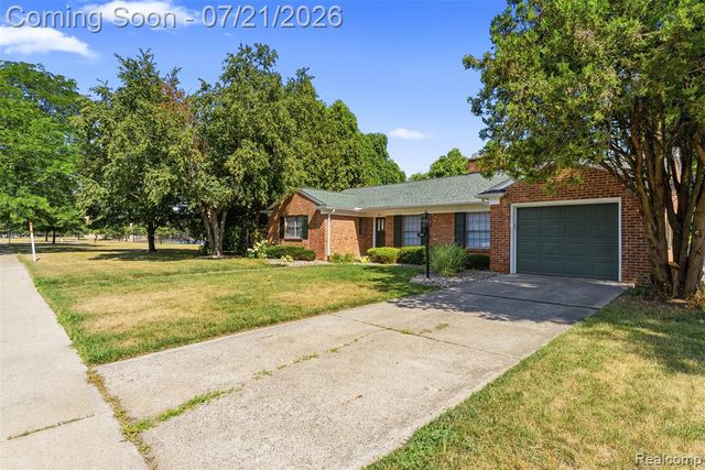 1815 E 2nd Street, Flint, MI 48503