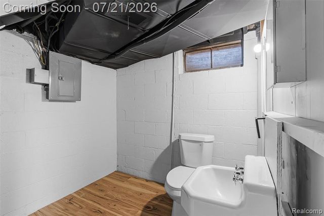 1815 E 2nd Street, Flint, MI 48503