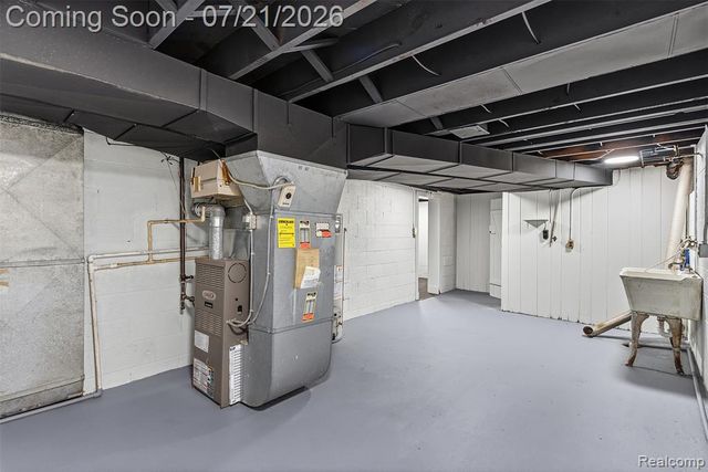 1815 E 2nd Street, Flint, MI 48503