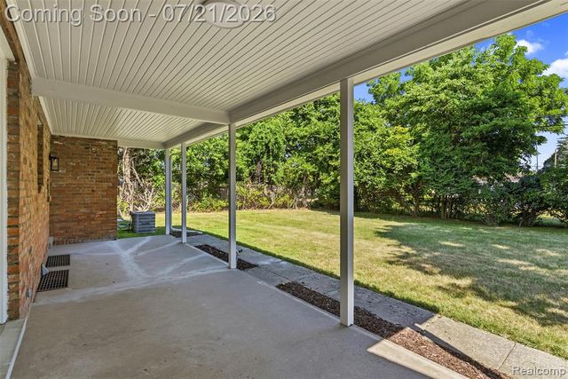 1815 E 2nd Street, Flint, MI 48503