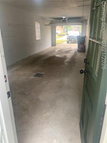 1815 E 2nd Street, Flint, MI 48503