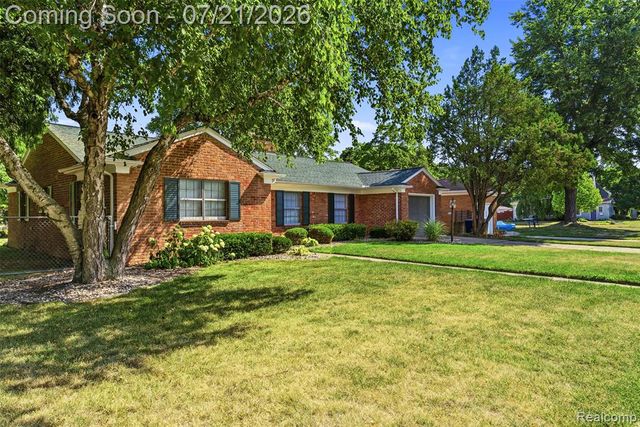 1815 E 2nd Street, Flint, MI 48503