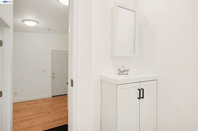 1838 40th, Oakland, CA 94601