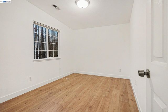 1838 40th, Oakland, CA 94601