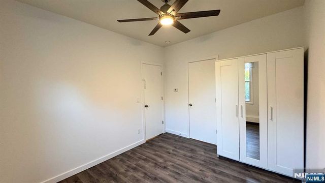 32 Leary Avenue, Bloomingdale, NJ 07403