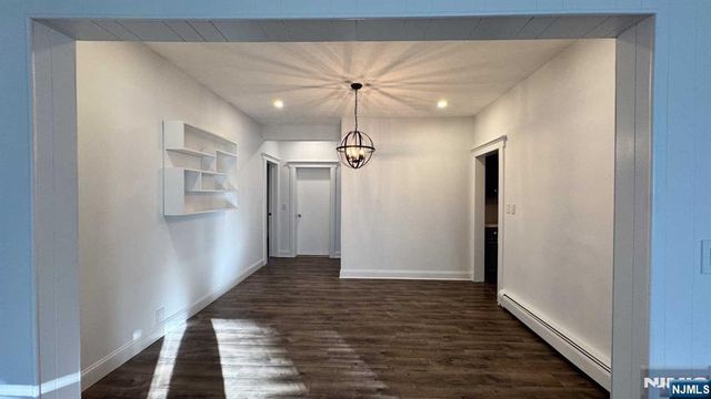 32 Leary Avenue, Bloomingdale, NJ 07403