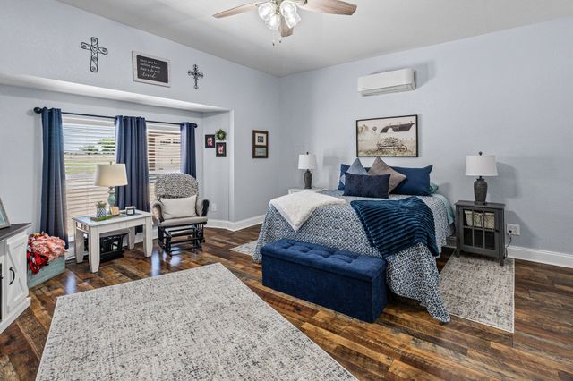 592 Old Agnes Road, Weatherford, TX 76088