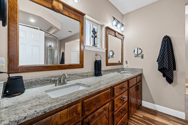 592 Old Agnes Road, Weatherford, TX 76088