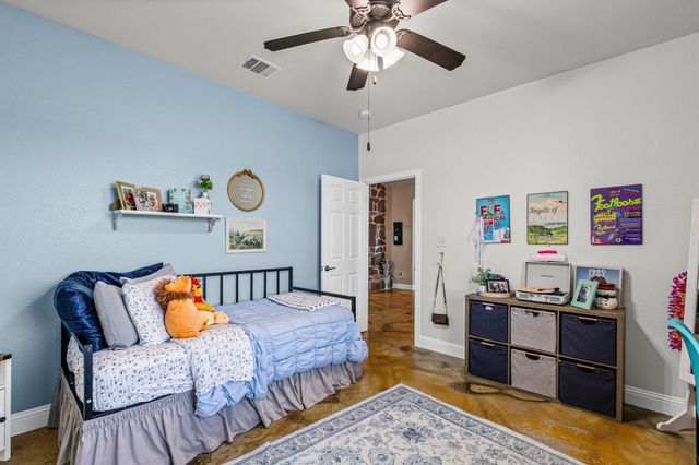 592 Old Agnes Road, Weatherford, TX 76088