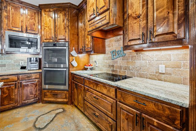 592 Old Agnes Road, Weatherford, TX 76088