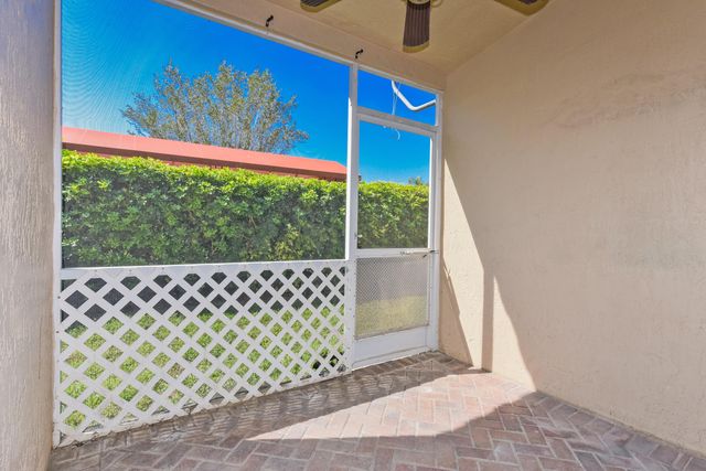 6437 Park Lake Circle, Boynton Beach, FL 33437