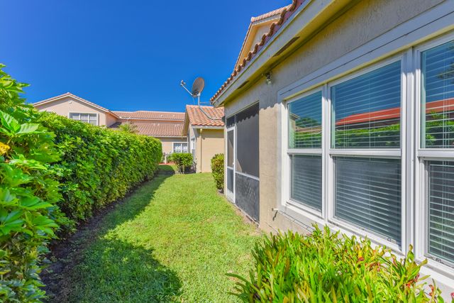 6437 Park Lake Circle, Boynton Beach, FL 33437