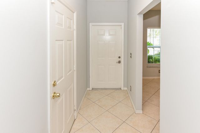 6437 Park Lake Circle, Boynton Beach, FL 33437