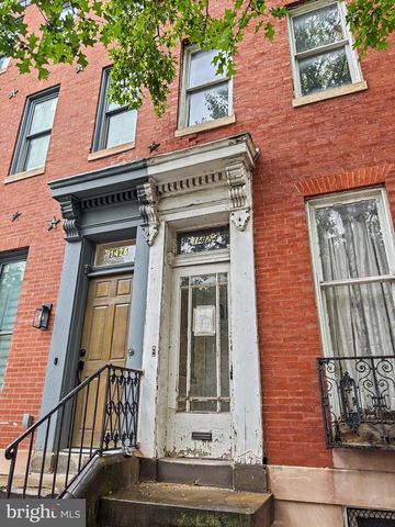 1424 HOLLINS ST, Baltimore, MD 21223