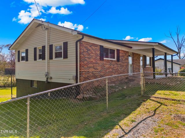 300 Glades Circle, Bean Station, TN 37708