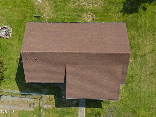 300 Glades Circle, Bean Station, TN 37708