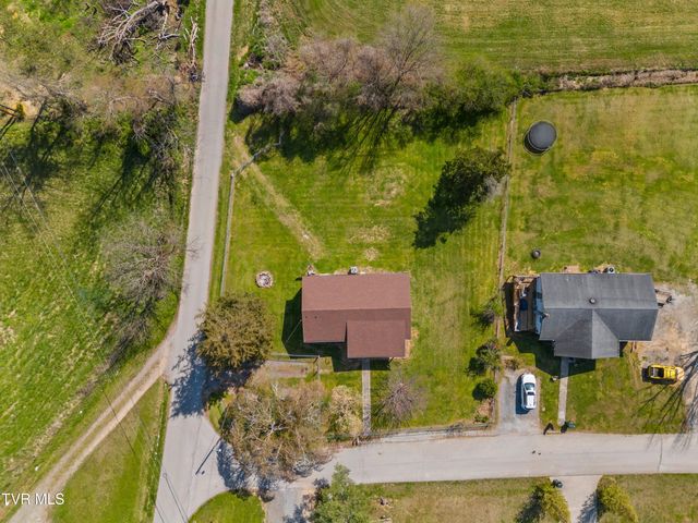 300 Glades Circle, Bean Station, TN 37708