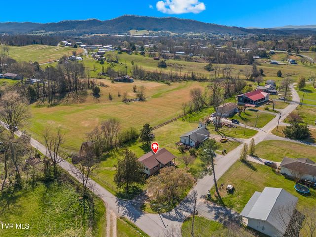 300 Glades Circle, Bean Station, TN 37708