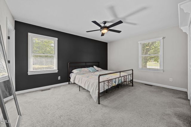 201 Mcleod Avenue, Broadway, NC 27505