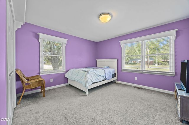 201 Mcleod Avenue, Broadway, NC 27505