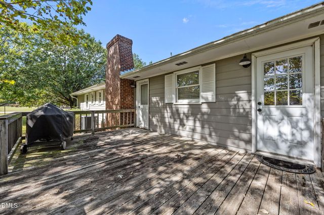 201 Mcleod Avenue, Broadway, NC 27505