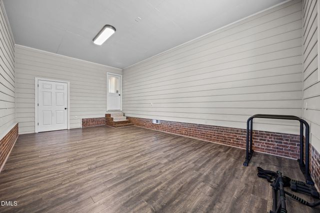 201 Mcleod Avenue, Broadway, NC 27505