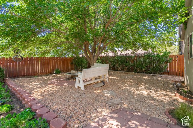 160 E 600 N, Hurricane, UT 84737