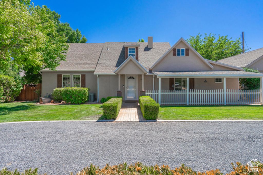 160 E 600 N, Hurricane, UT 84737