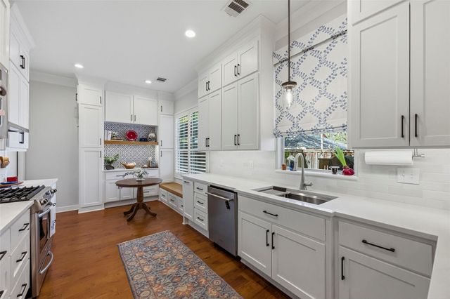 1621 Enfield RD E, Austin, TX 78703