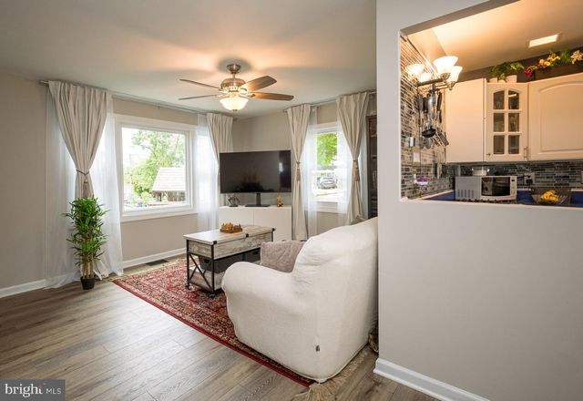 2420 BYRD LN, Alexandria, VA 22303