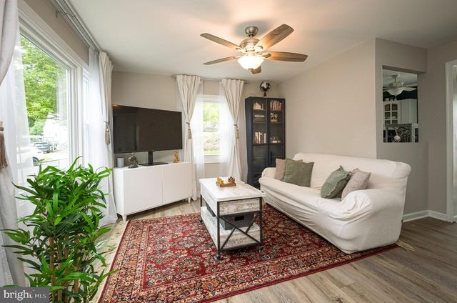 2420 BYRD LN, Alexandria, VA 22303
