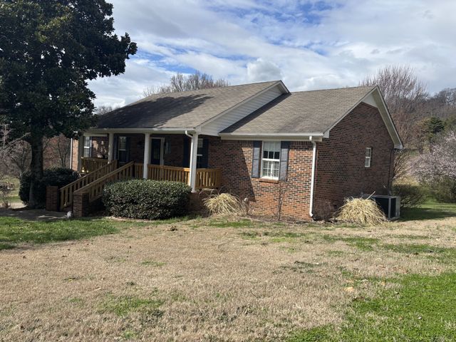 1739 Collins Hollow Rd, Lewisburg, TN 37091