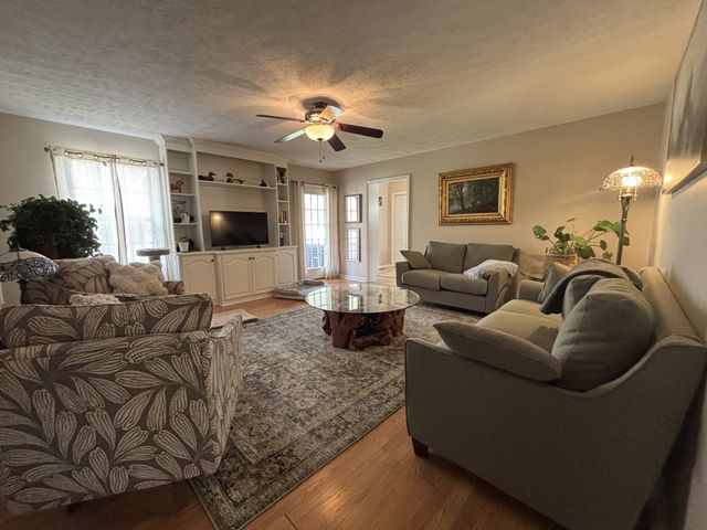 1739 Collins Hollow Rd, Lewisburg, TN 37091