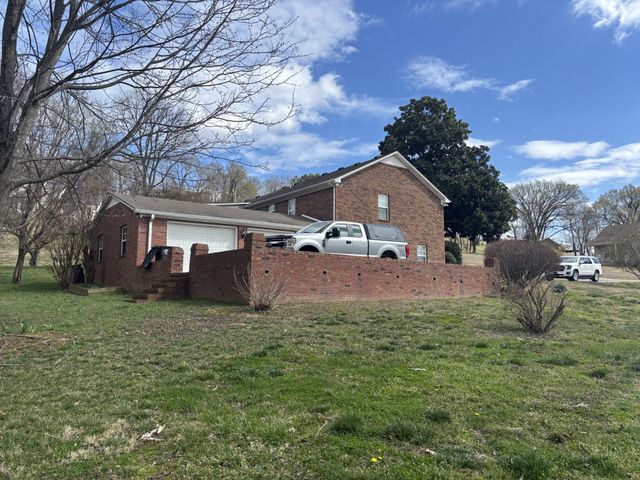 1739 Collins Hollow Rd, Lewisburg, TN 37091